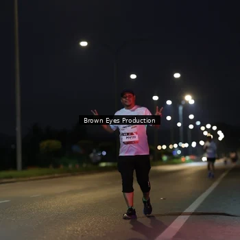Runner Photo 7637898