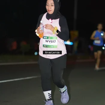 Runner Photo 7637907