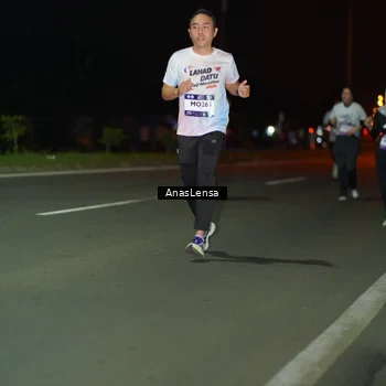 Runner Photo 7637914