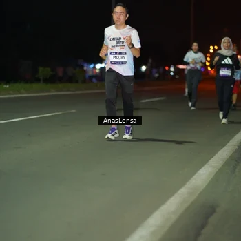 Runner Photo 7637915