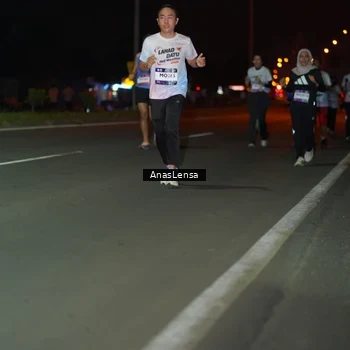 Runner Photo 7637921