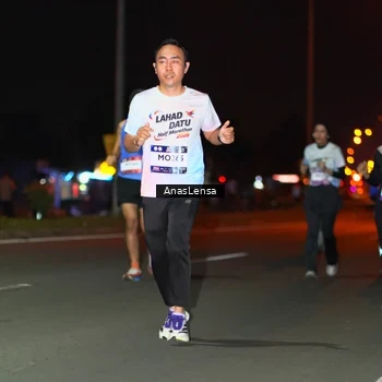 Runner Photo 7637923
