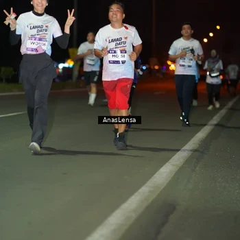 Runner Photo 7637940