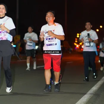 Runner Photo 7637950