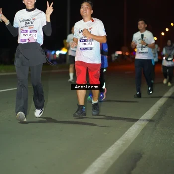 Runner Photo 7637960