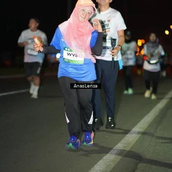 Runner Photo 7637967