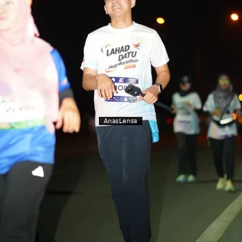 Runner Photo 7637980