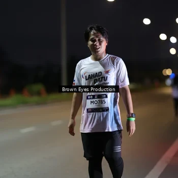 Runner Photo 7637990