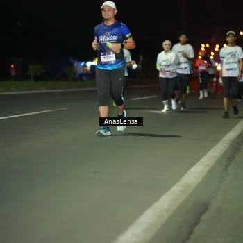 Runner Photo 7637994