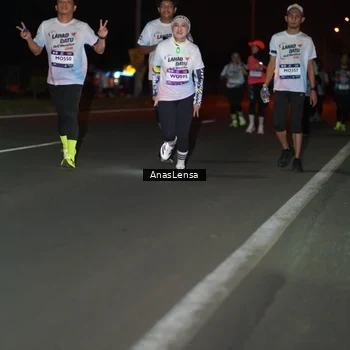 Runner Photo 7638015