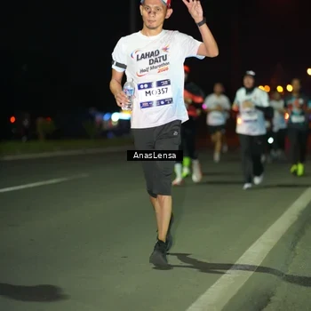 Runner Photo 7638023