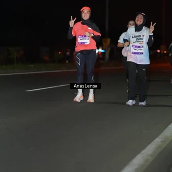 Runner Photo 7638034