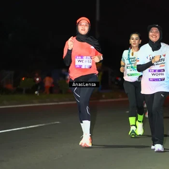 Runner Photo 7638035