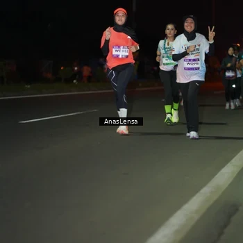 Runner Photo 7638036