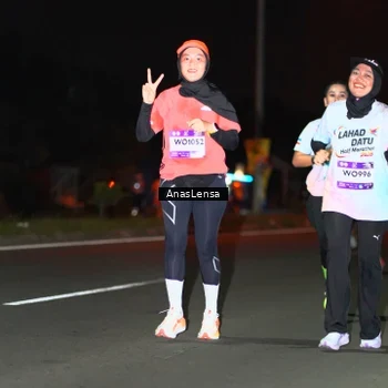 Runner Photo 7638044
