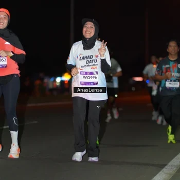 Runner Photo 7638053