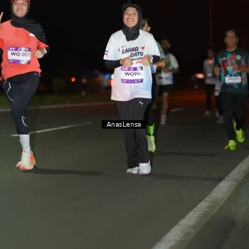 Runner Photo 7638054