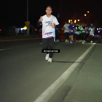 Runner Photo 7638086