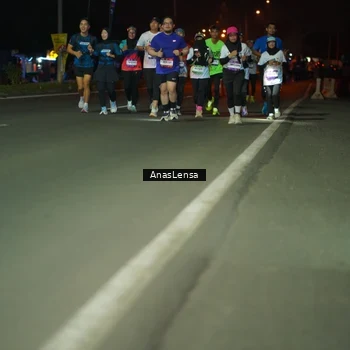 Runner Photo 7638098