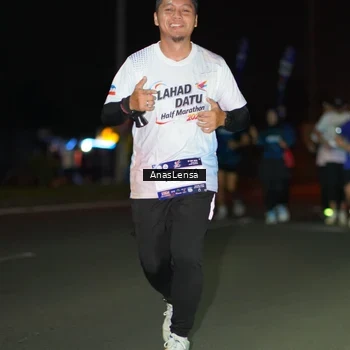 Runner Photo 7638102