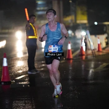 Runner Photo 7638114