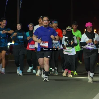 Runner Photo 7638119