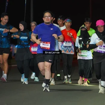 Runner Photo 7638121