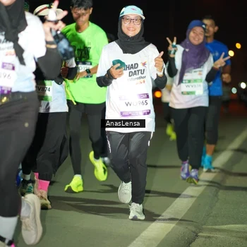Runner Photo 7638143