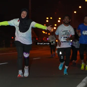 Runner Photo 7638162