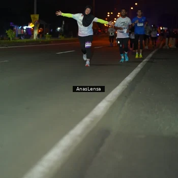 Runner Photo 7638178
