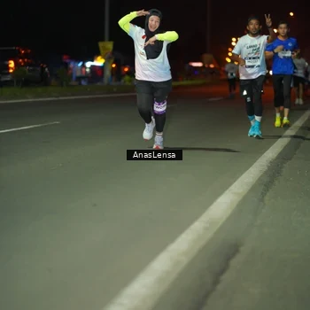 Runner Photo 7638185