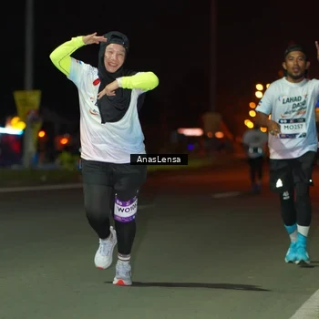 Runner Photo 7638187