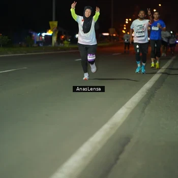 Runner Photo 7638192