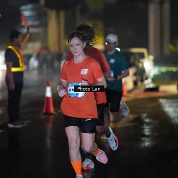 Runner Photo 7638223