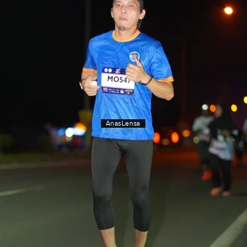 Runner Photo 7638235
