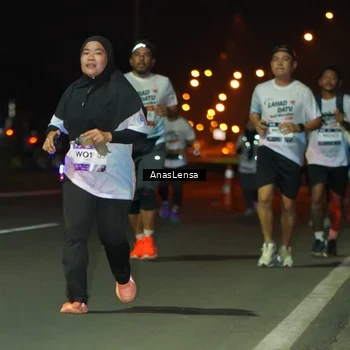 Runner Photo 7638236