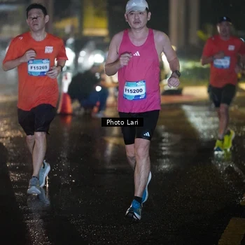Runner Photo 7638237