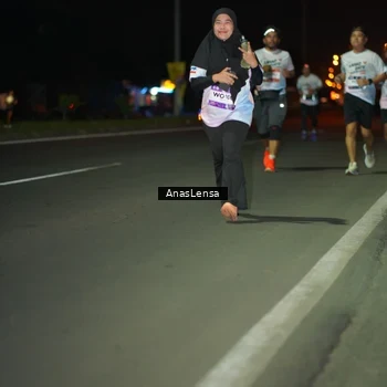 Runner Photo 7638251