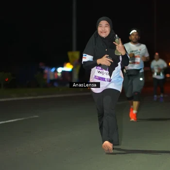 Runner Photo 7638252