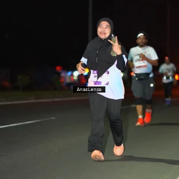 Runner Photo 7638253