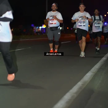Runner Photo 7638263