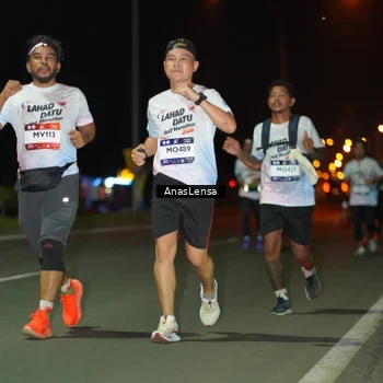 Runner Photo 7638268