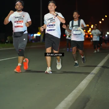 Runner Photo 7638271