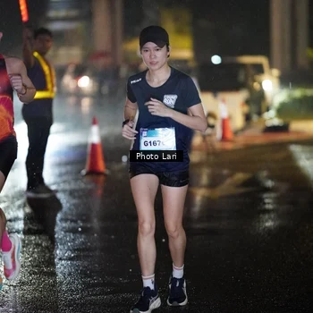 Runner Photo 7638281