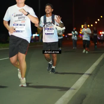 Runner Photo 7638286
