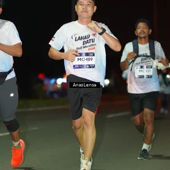Runner Photo 7638290