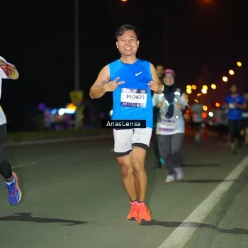 Runner Photo 7638310