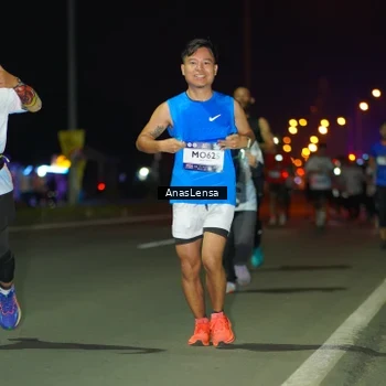 Runner Photo 7638311