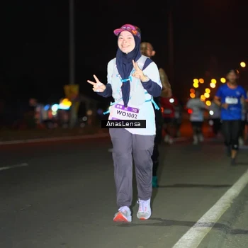 Runner Photo 7638328