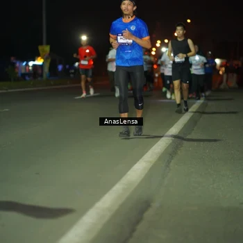 Runner Photo 7638340